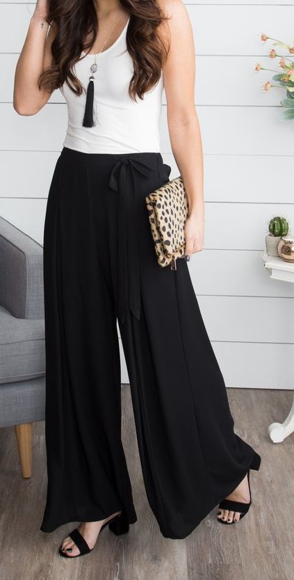 casual palazzo pants outfit